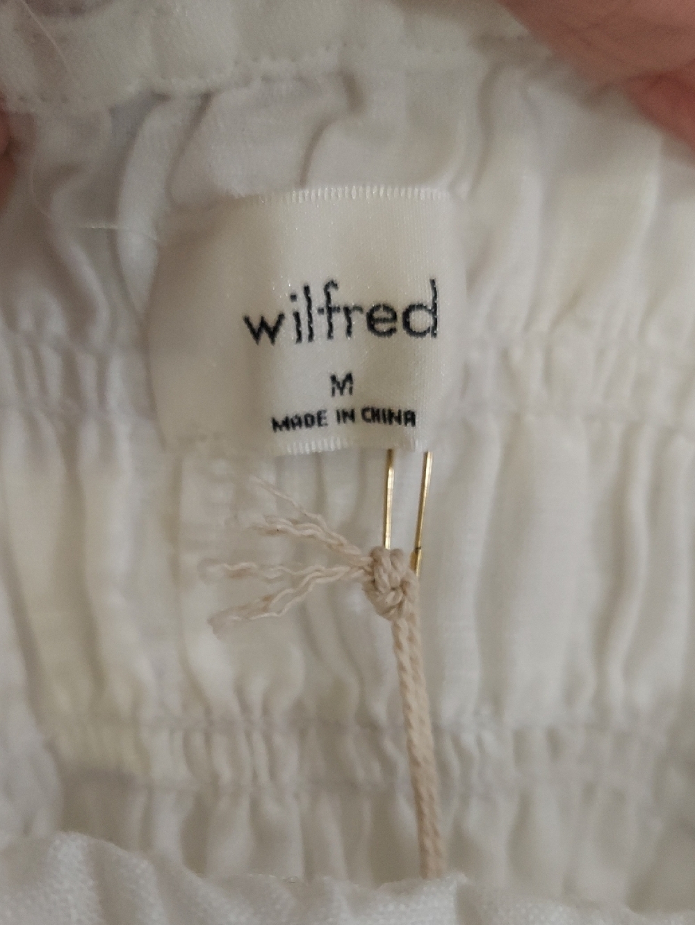 Aritzia Wilfred Midi Dress, NEW! Size M, White Linen, Smocking, Full Skirt - Picture 4 of 17